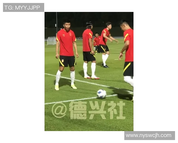 寻找足球明星合影区的最佳位置和攻略分享